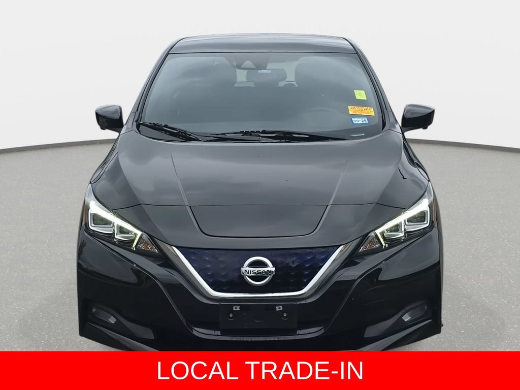Used 2022 Nissan Leaf SV w/ SV Technology Package FWD image 2