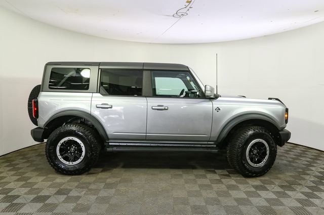 Used 2023 Ford Bronco Outer Banks w/ Sasquatch Package AWD/4WD image 11