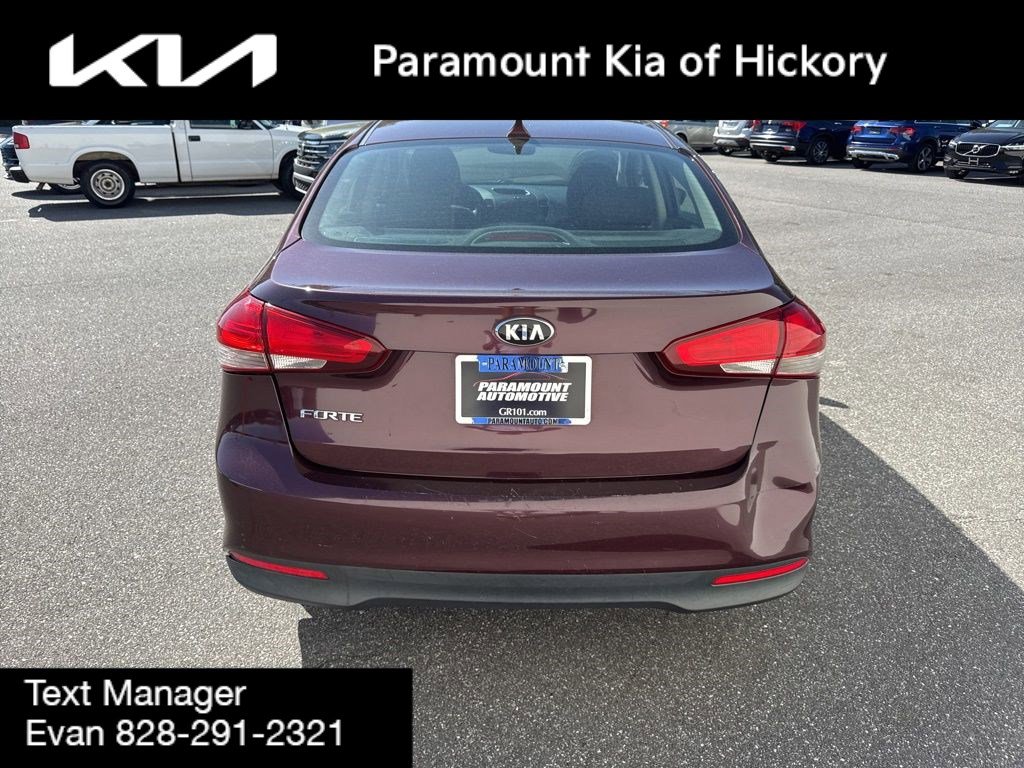 Used 2017 Kia Forte LX FWD image 6