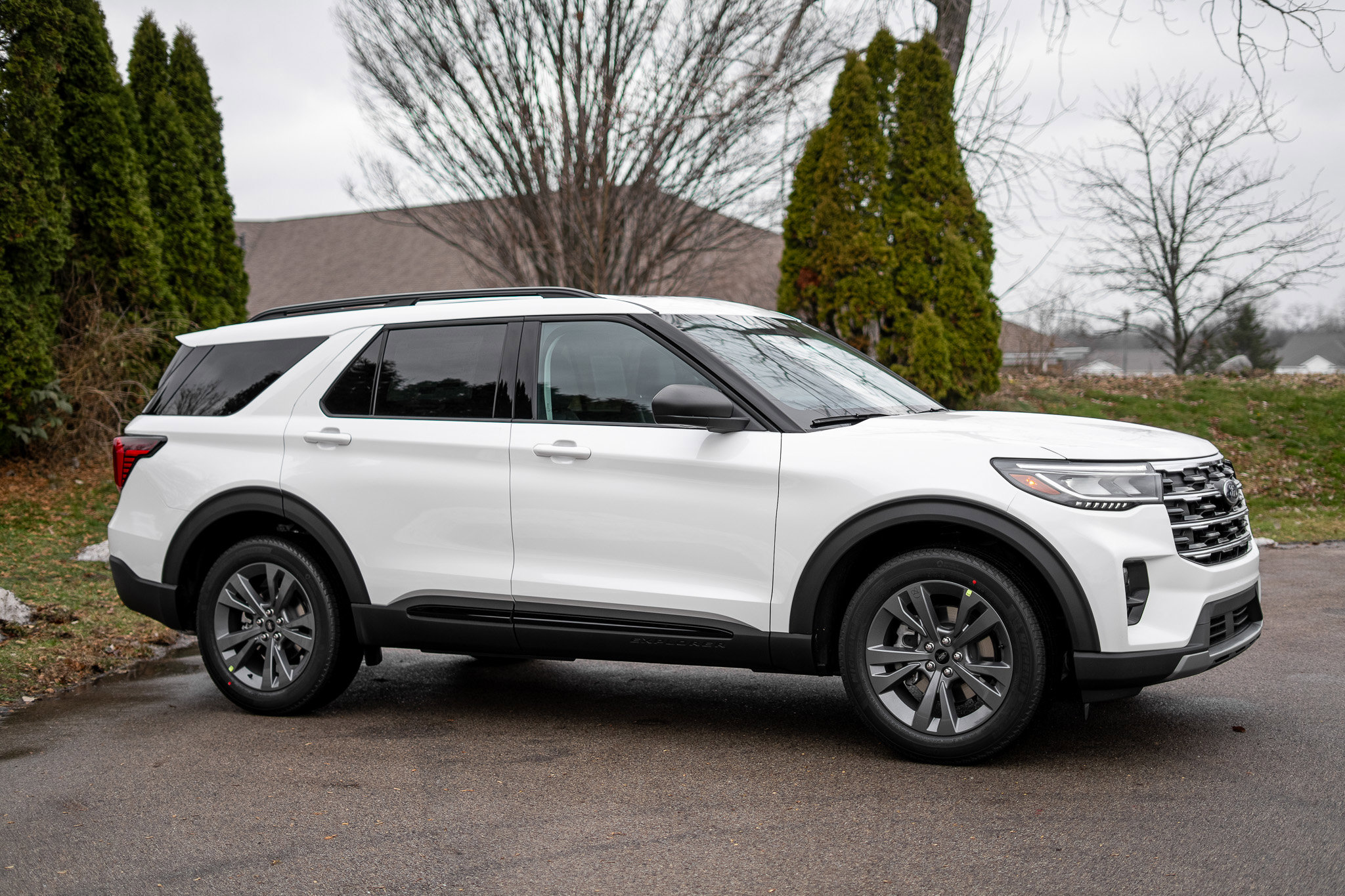 New 2026 Ford Explorer Active w/ Active Comfort Package image 4