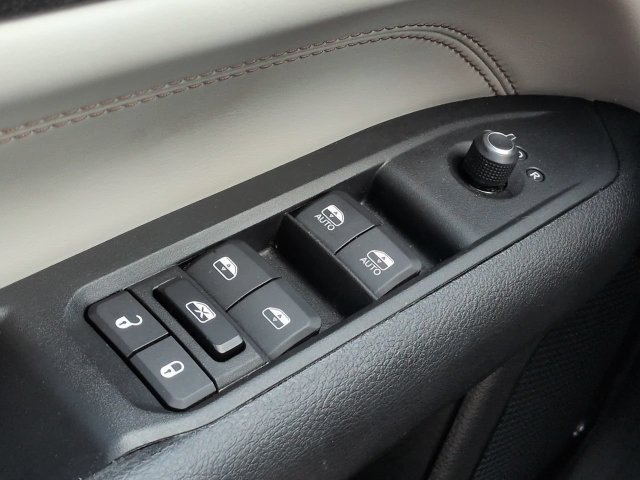 Certified 2022 Jeep Compass Limited AWD/4WD image 24