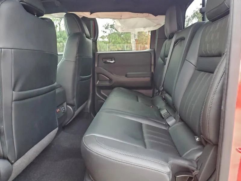 Used 2022 Nissan Frontier PRO-4X w/ Pro-4X Premium Package image 10