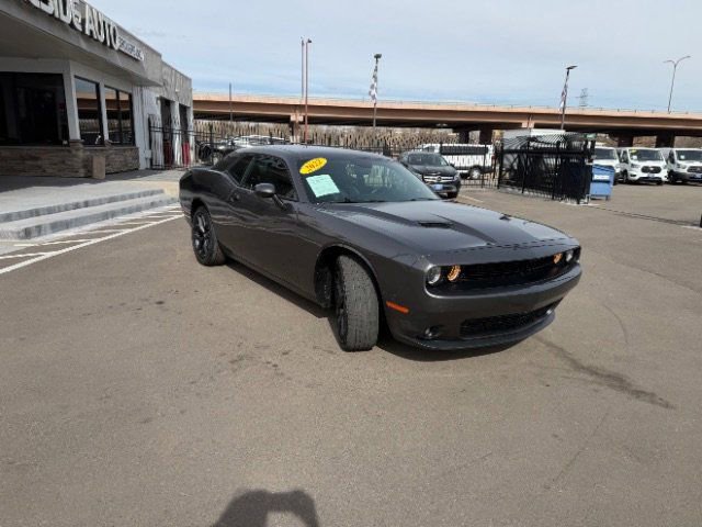 Used 2022 Dodge Challenger SXT w/ Blacktop Package image 28