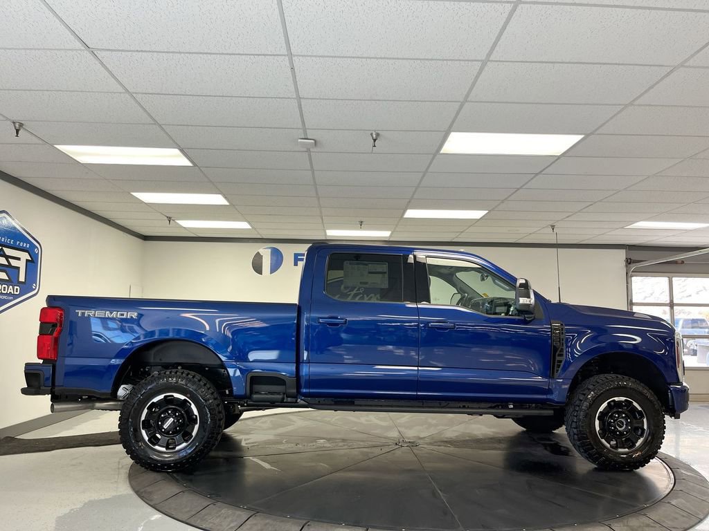 New 2026 Ford F350 4x4 Crew Cab Super Duty image 9