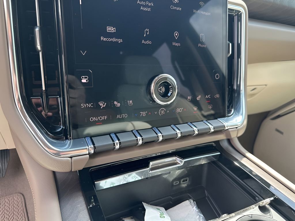 New 2026 GMC Yukon XL Denali w/ Sun & Power Step Package AWD/4WD image 40