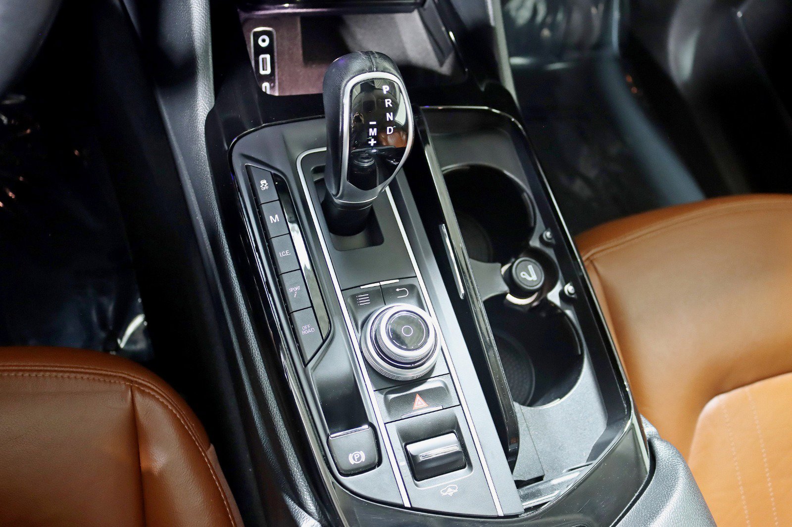 Used 2017 Maserati Levante S image 24