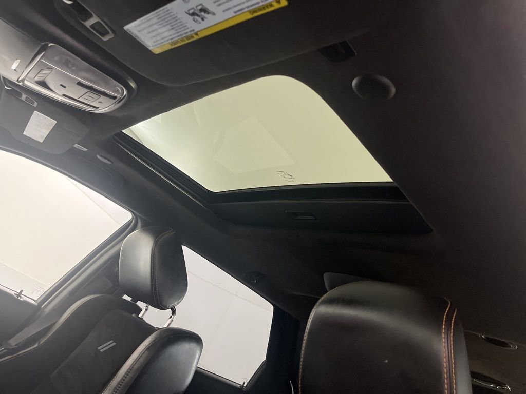 Used 2023 Dodge Durango R/T w/ Hemi Orange Plus Package image 83