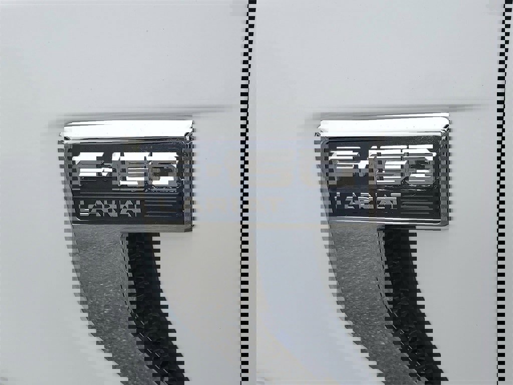 Used 2021 Ford F150 Lariat w/ Equipment Group 501A Mid image 28