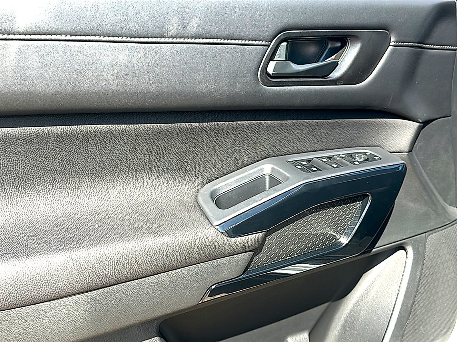 New 2026 Nissan Pathfinder SV FWD image 13