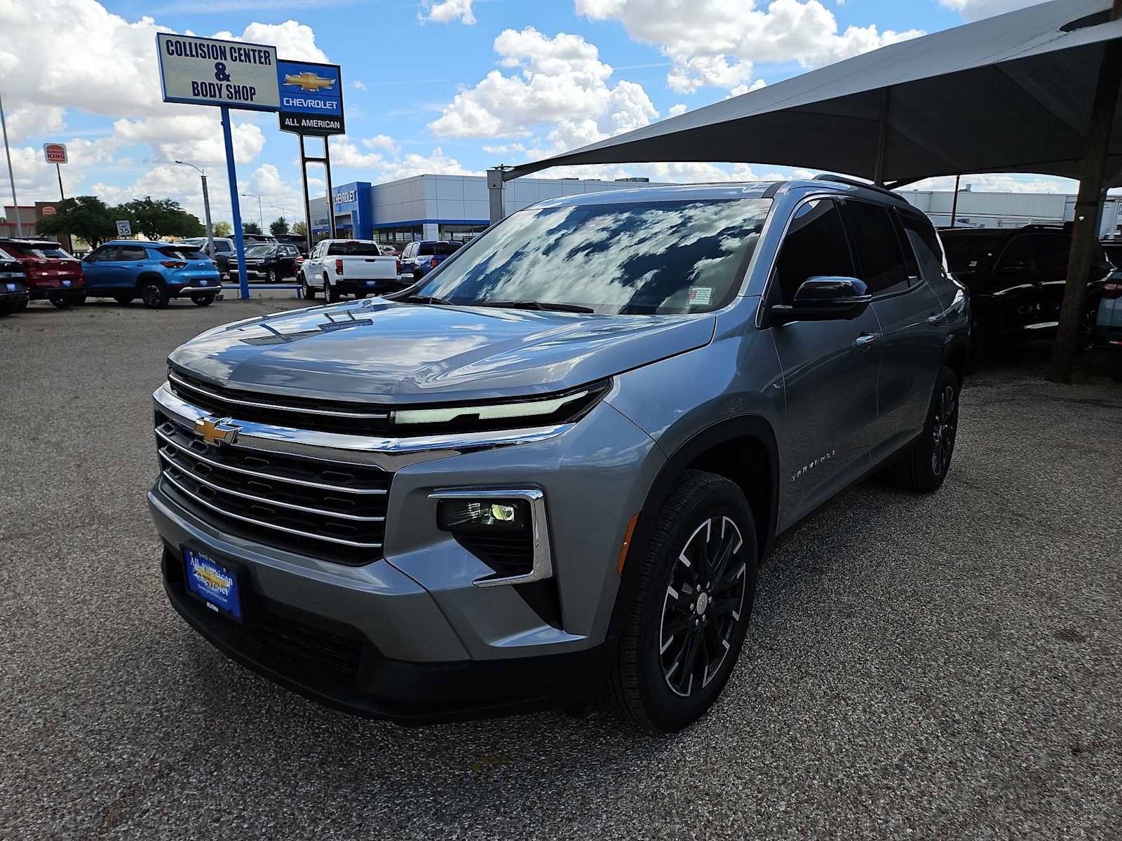 New 2026 Chevrolet Traverse LT w/ Sun and Wheel Package image 4
