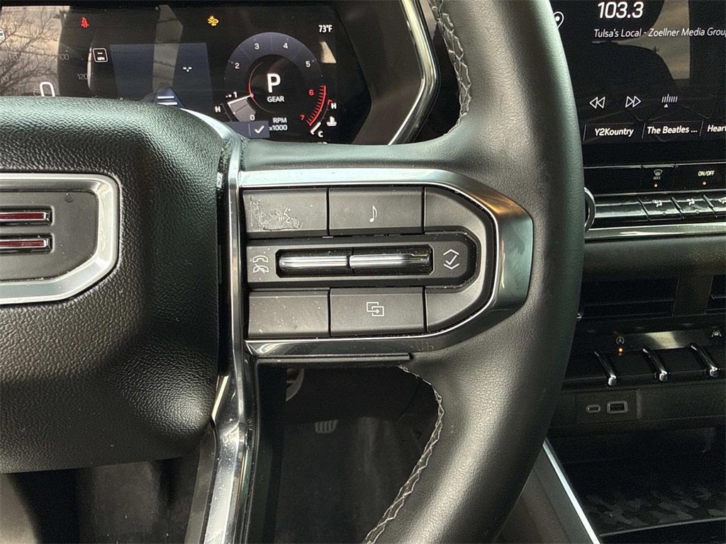 Used 2024 GMC Canyon Elevation image 16