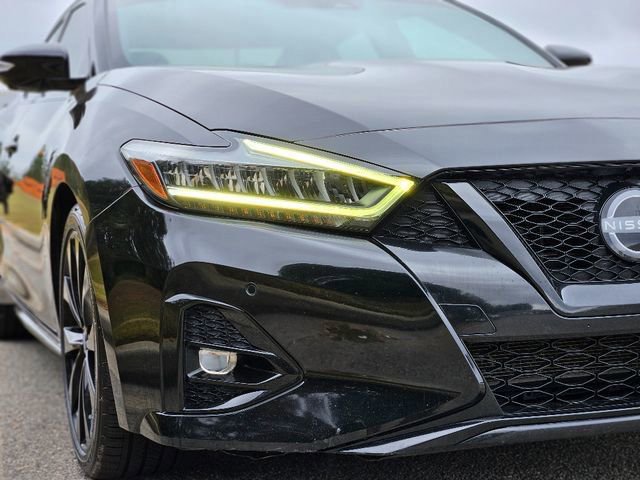 Certified 2023 Nissan Maxima SR w/ Sport Mat Group image 9