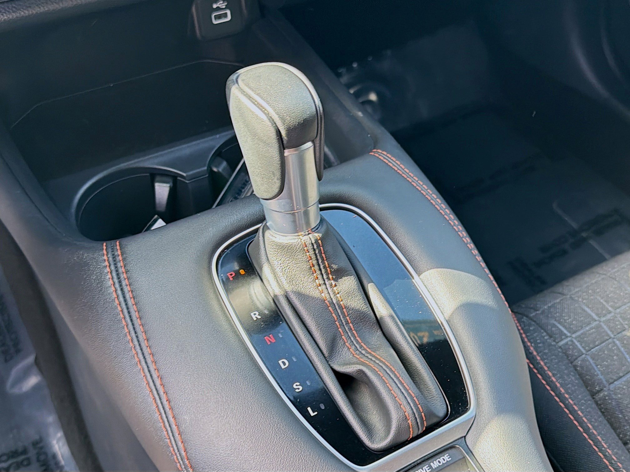 Certified 2025 Honda HR-V Sport image 15