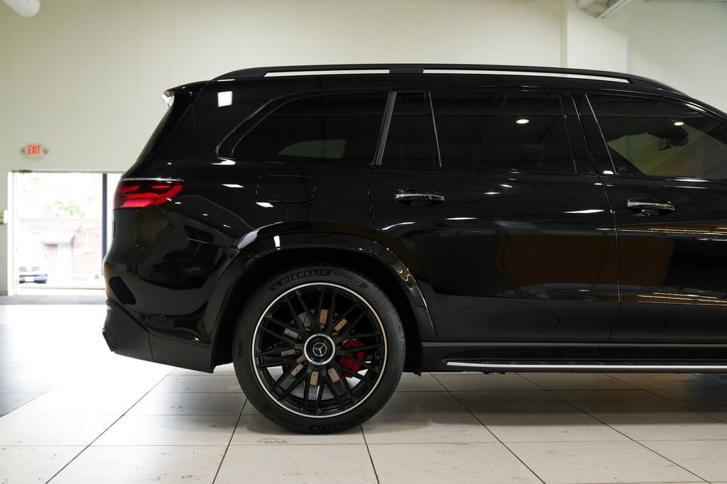 Certified 2026 Mercedes-Benz GLS 63 AMG 4MATIC image 19