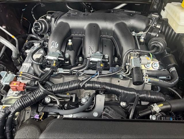 Certified 2026 Nissan Pathfinder SV FWD image 33