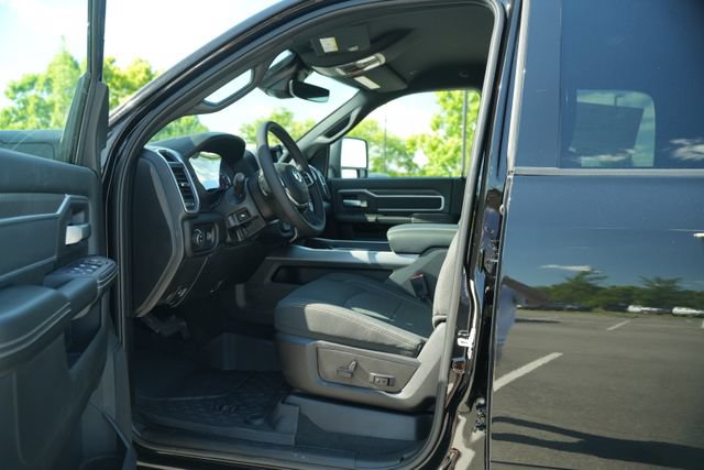 New 2026 RAM 2500 Big Horn AWD/4WD image 10