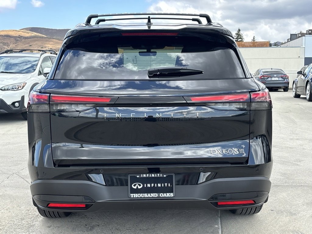 New 2026 INFINITI QX60 Luxe image 5