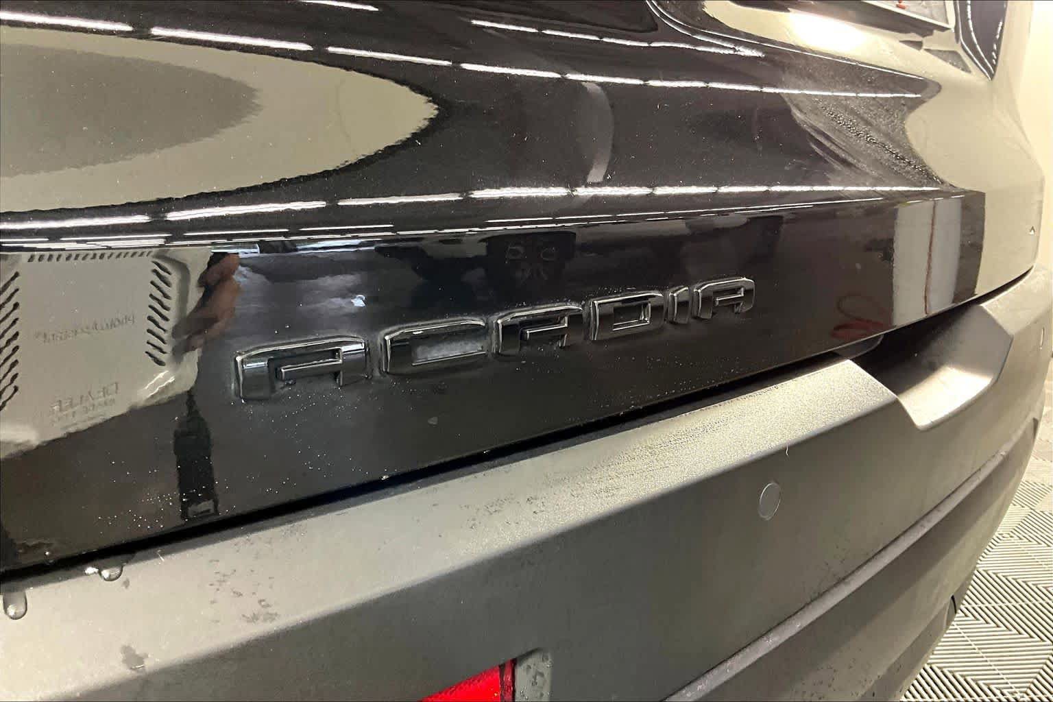 Certified 2023 GMC Acadia SLT w/ Elevation Edition FWD image 30