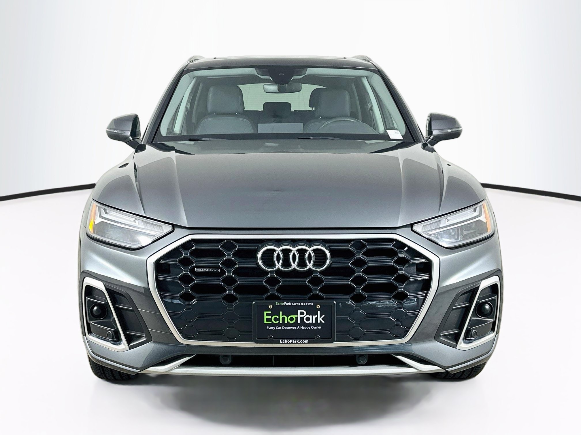 Used 2023 Audi Q5 2.0T Premium w/ Convenience Package AWD/4WD image 2
