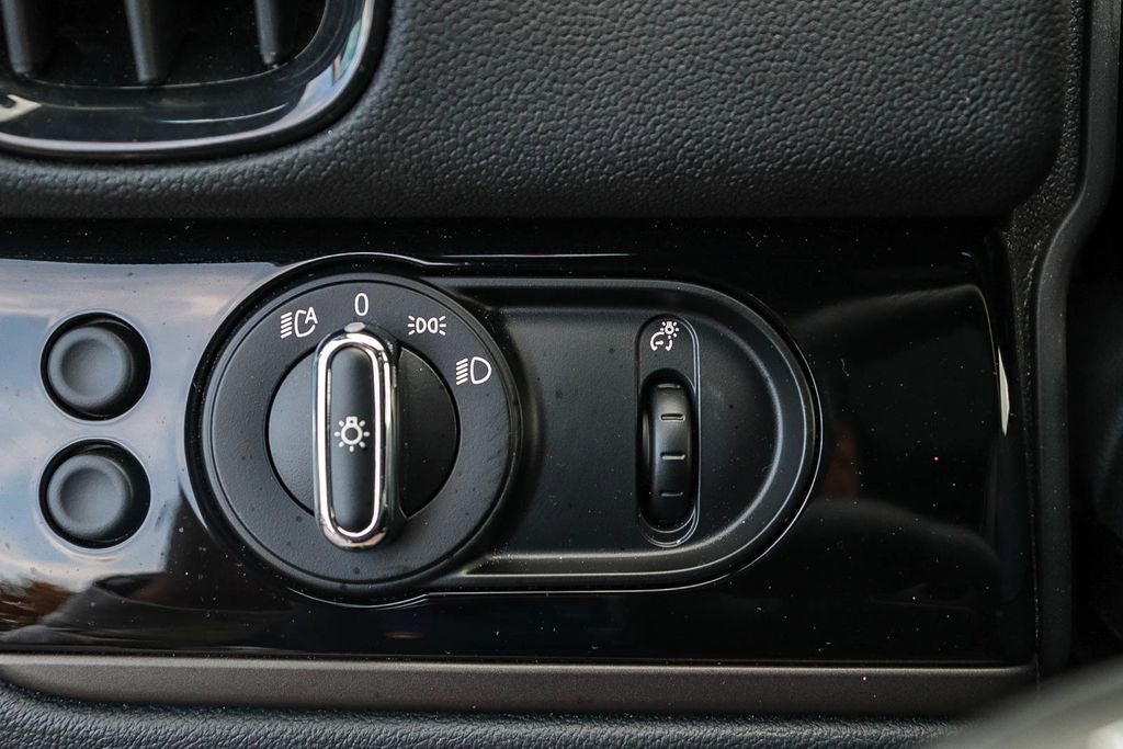 Used 2024 MINI Cooper Countryman John Cooper Works w/ Signature Upholstery Package image 25