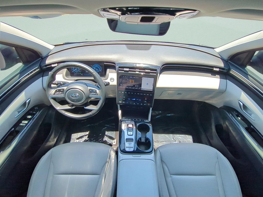 Certified 2022 Hyundai Tucson Limited AWD/4WD image 11
