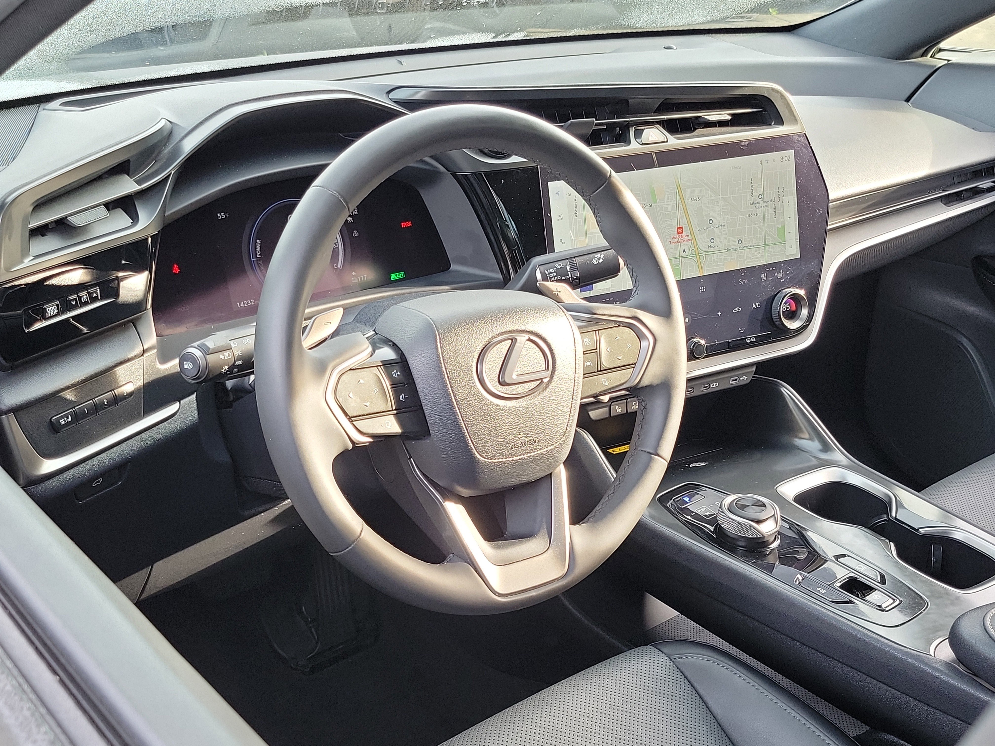 Used 2023 Lexus RZ 450e Premium w/ Technology Package image 5