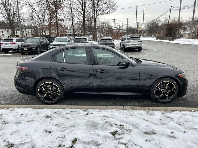 New 2025 Alfa Romeo Giulia AWD w/ Driving Assist Package image 9