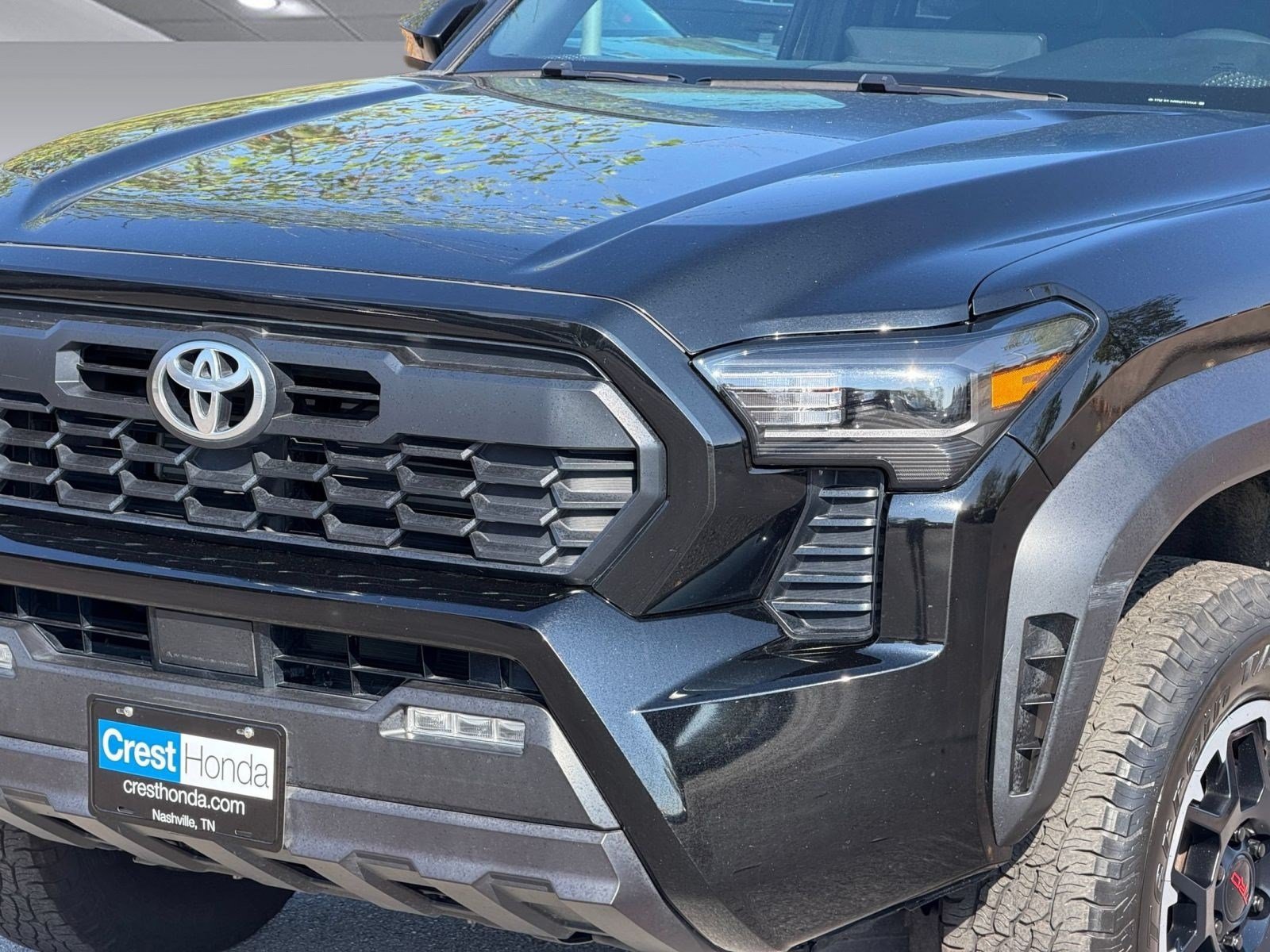 Used 2024 Toyota Tacoma TRD Off-Road AWD/4WD image 12