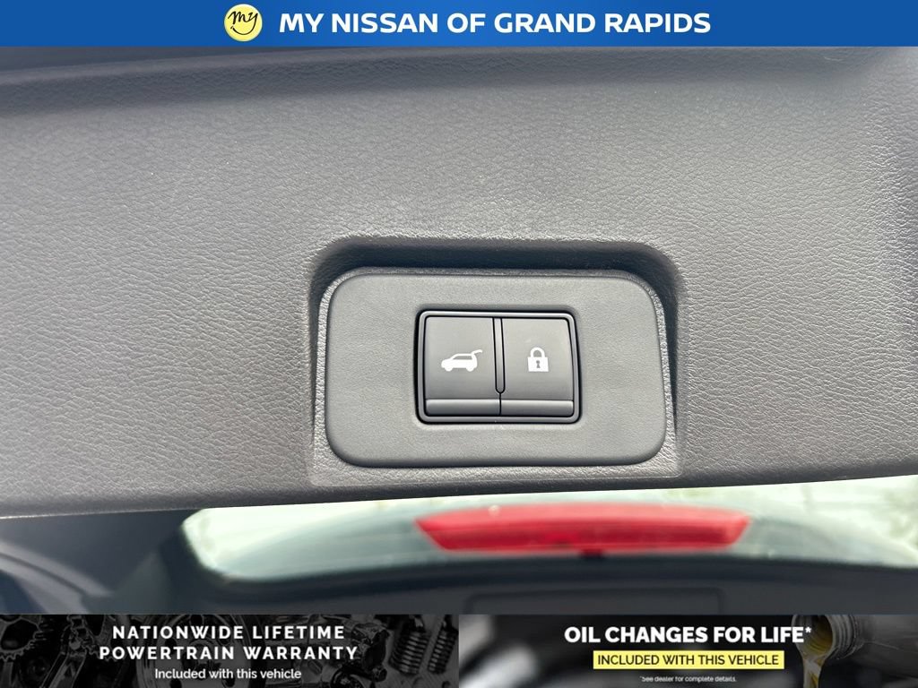 New 2026 Nissan Rogue SV AWD/4WD image 26
