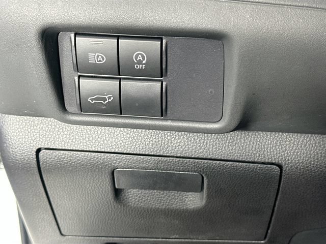 Used 2023 Toyota Highlander XLE AWD/4WD image 24