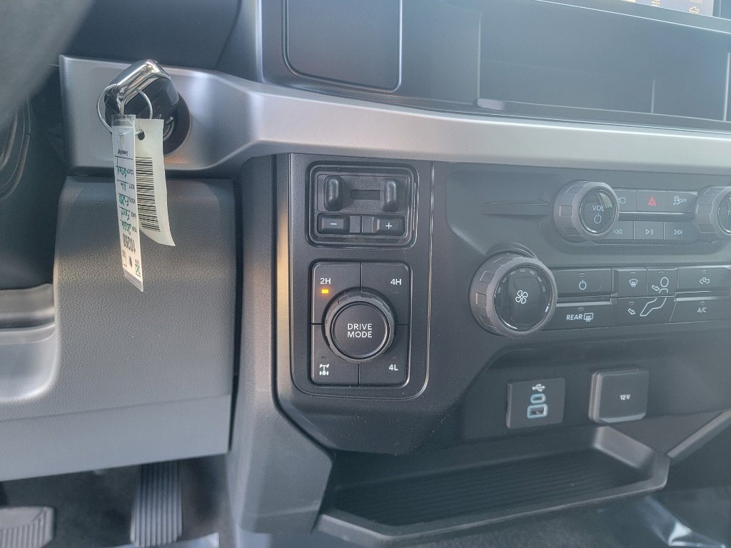 New 2026 Ford F250 XL image 25