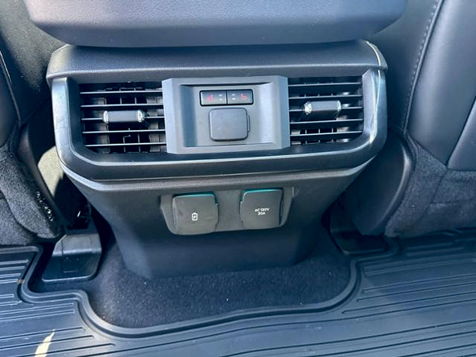 Used 2026 Ford F150 Raptor AWD/4WD image 13