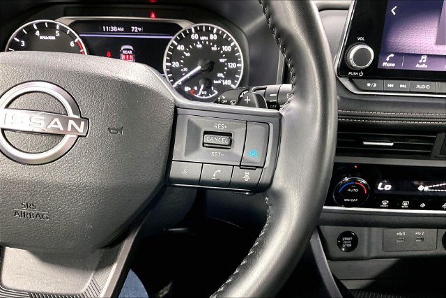 Used 2025 Nissan Rogue SV AWD/4WD image 12