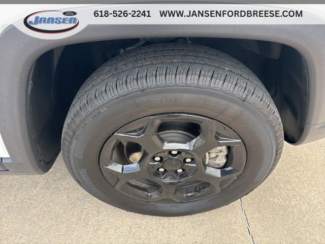 Used 2024 Jeep Compass Trailhawk image 8