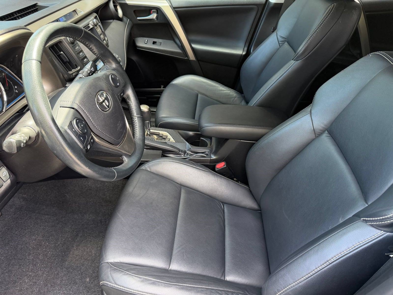 Used 2015 Toyota RAV4 Limited AWD/4WD image 5
