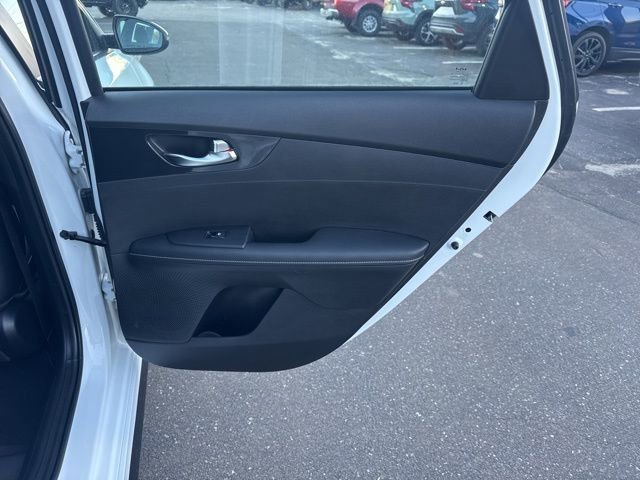 Used 2023 Kia Forte GT-Line w/ GT-Line Premium Package image 26