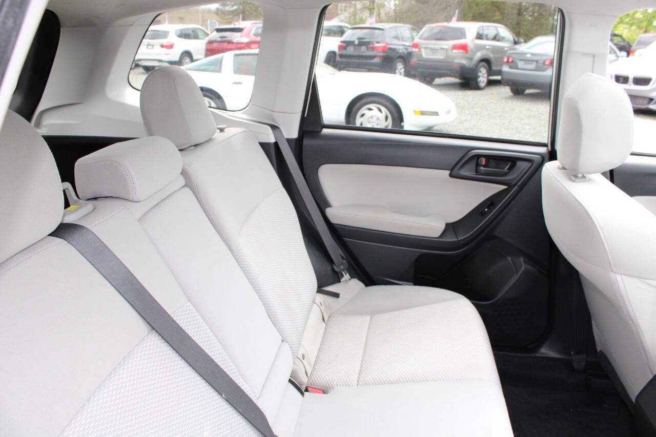 Used 2015 Subaru Forester 2.5i Premium w/ Popular Package #1 AWD/4WD image 18