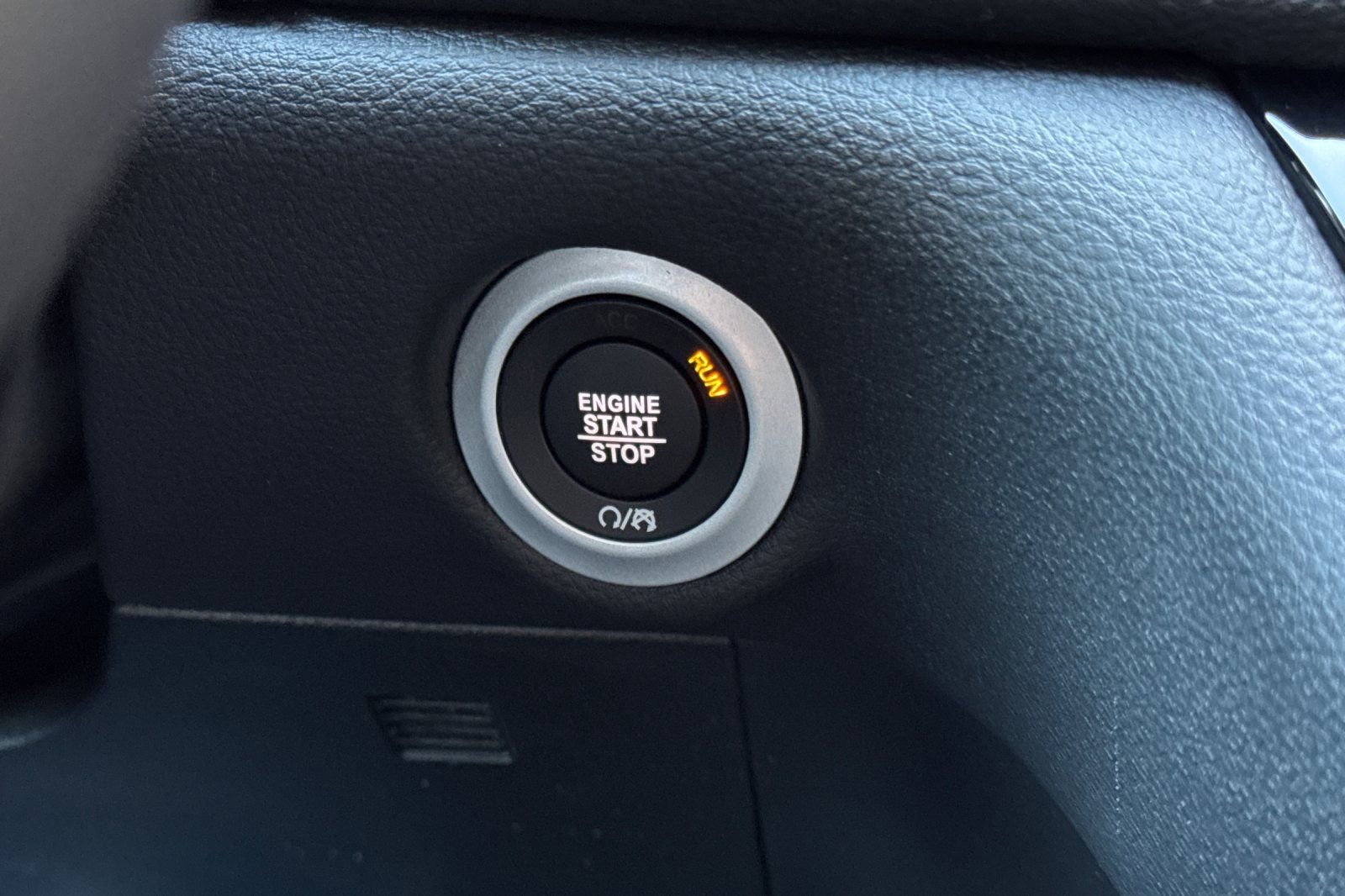 New 2026 Chrysler Pacifica Select image 22