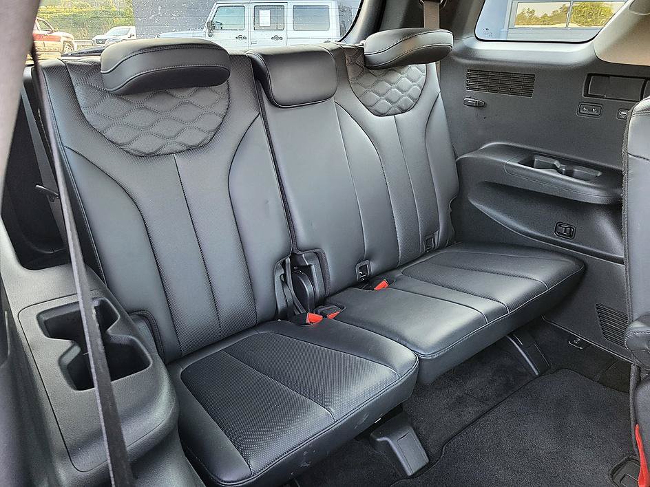 Used 2021 Hyundai Palisade Limited FWD image 16