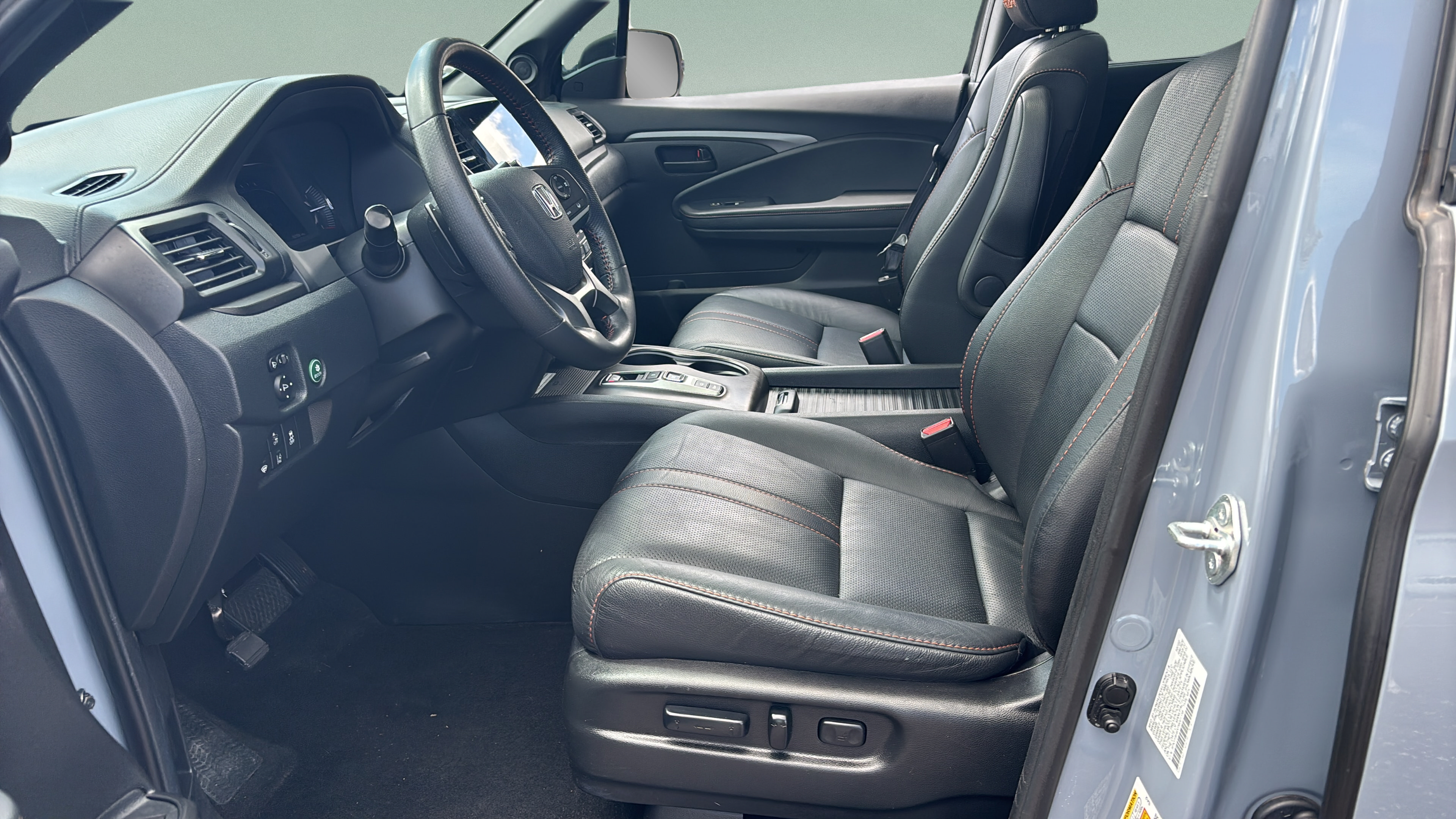 Certified 2023 Honda Passport TrailSport image 9