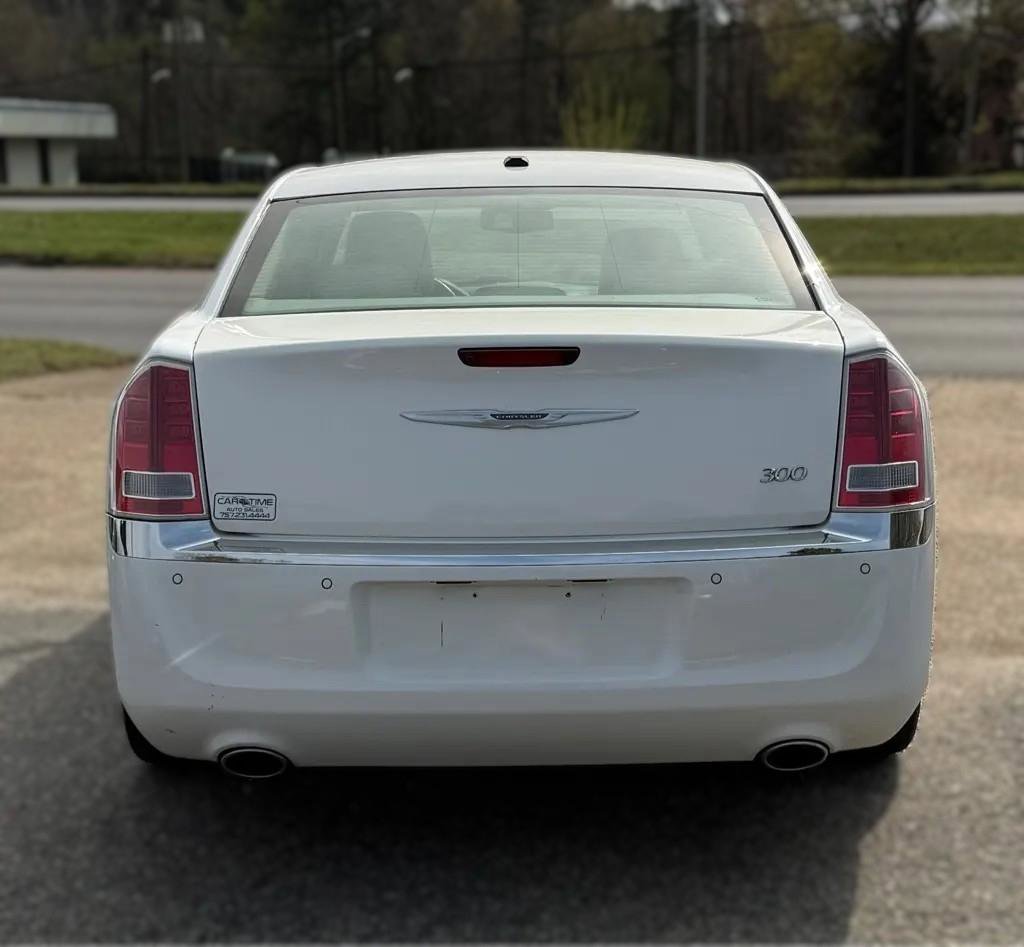 Used 2011 Chrysler 300 Limited w/ Sound Group RWD image 6