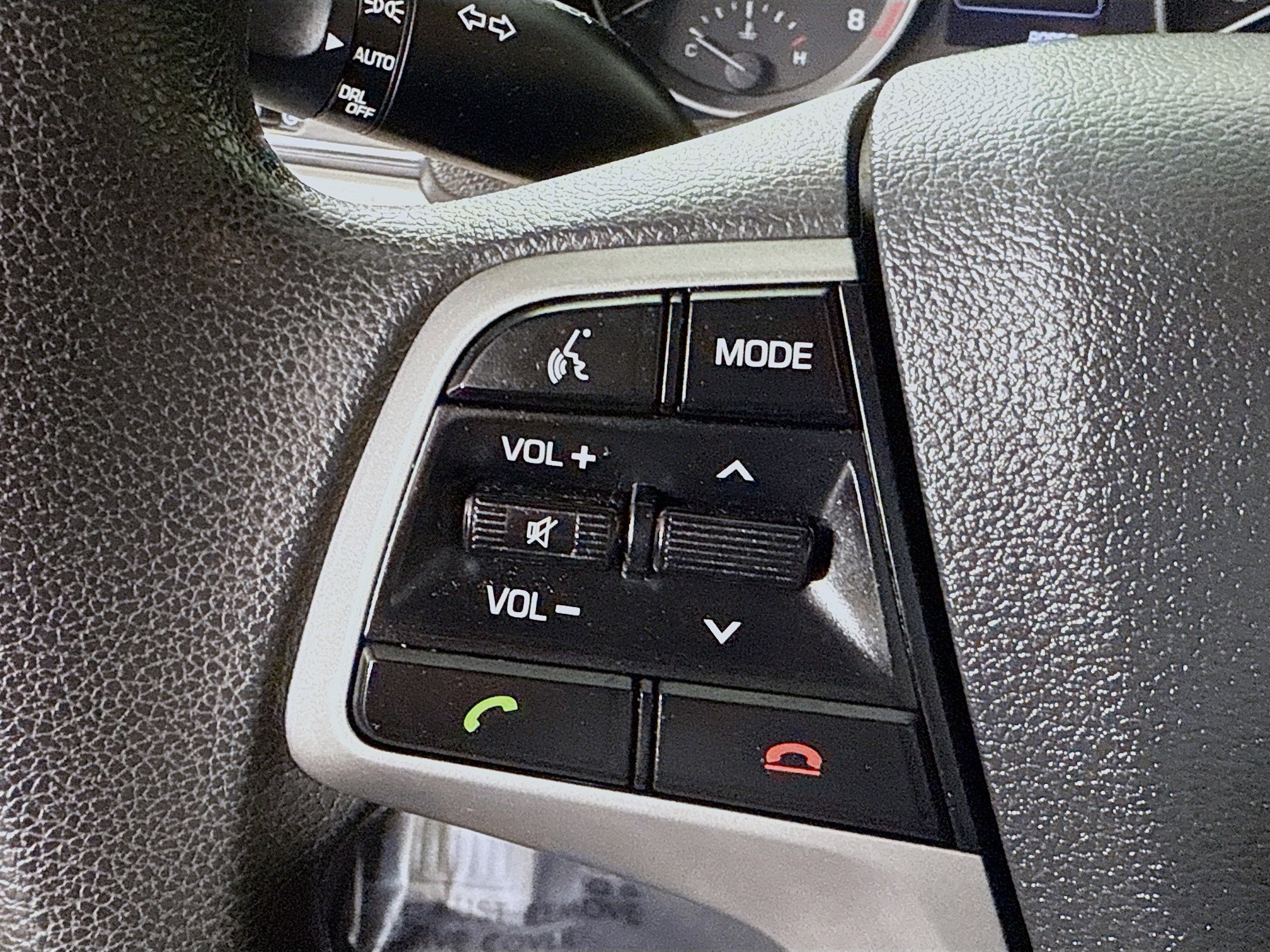 Used 2018 Hyundai Elantra SEL image 14