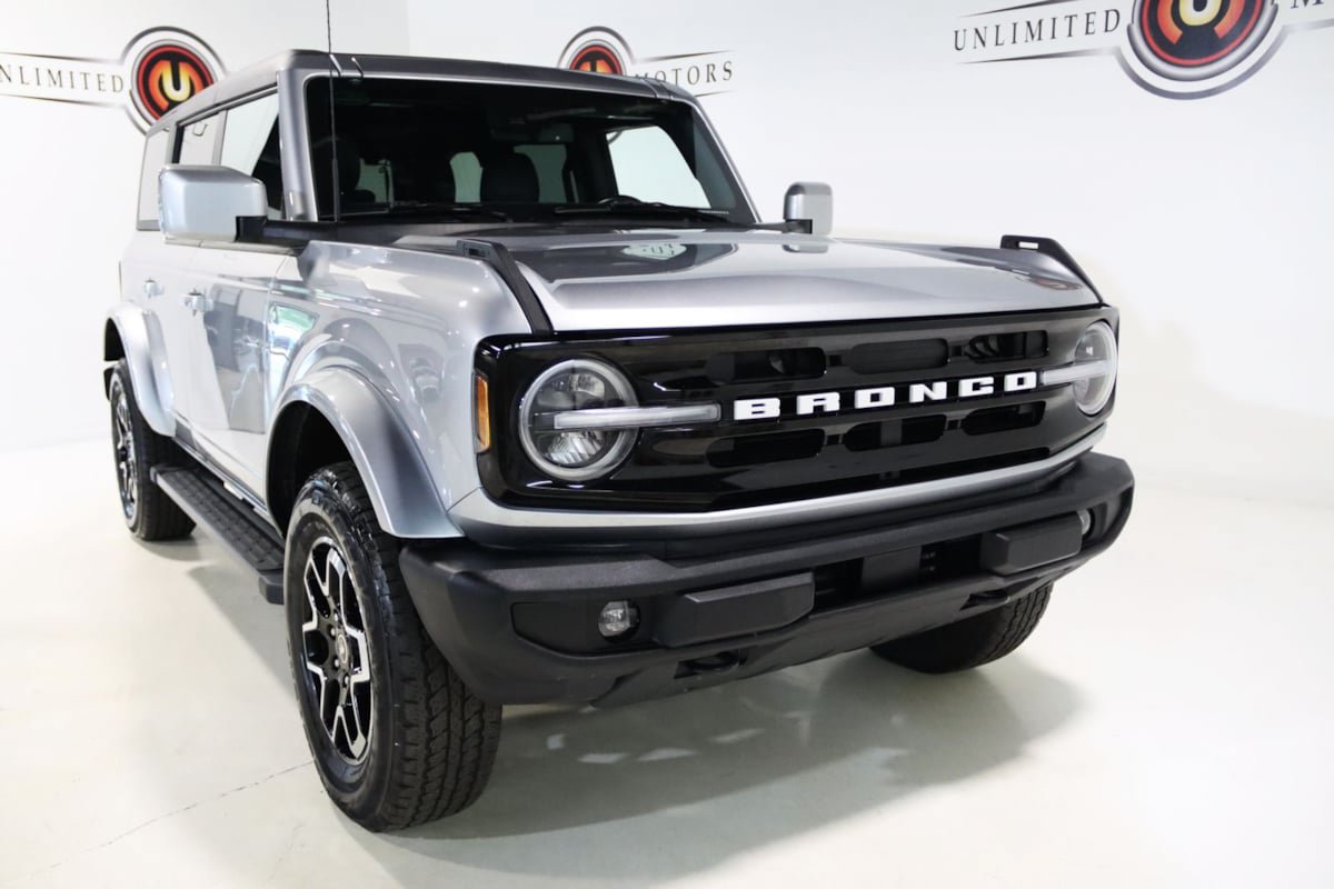 Used 2023 Ford Bronco Outer Banks AWD/4WD image 28