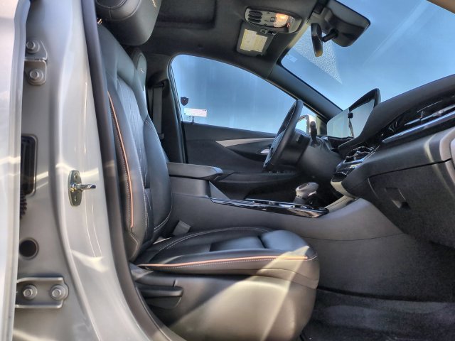 Used 2024 Buick Envista Avenir FWD image 35
