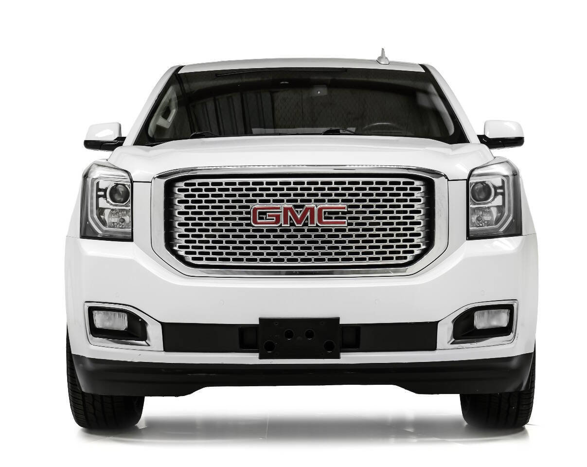 Used 2016 GMC Yukon Denali w/ Open Road Package AWD/4WD image 7