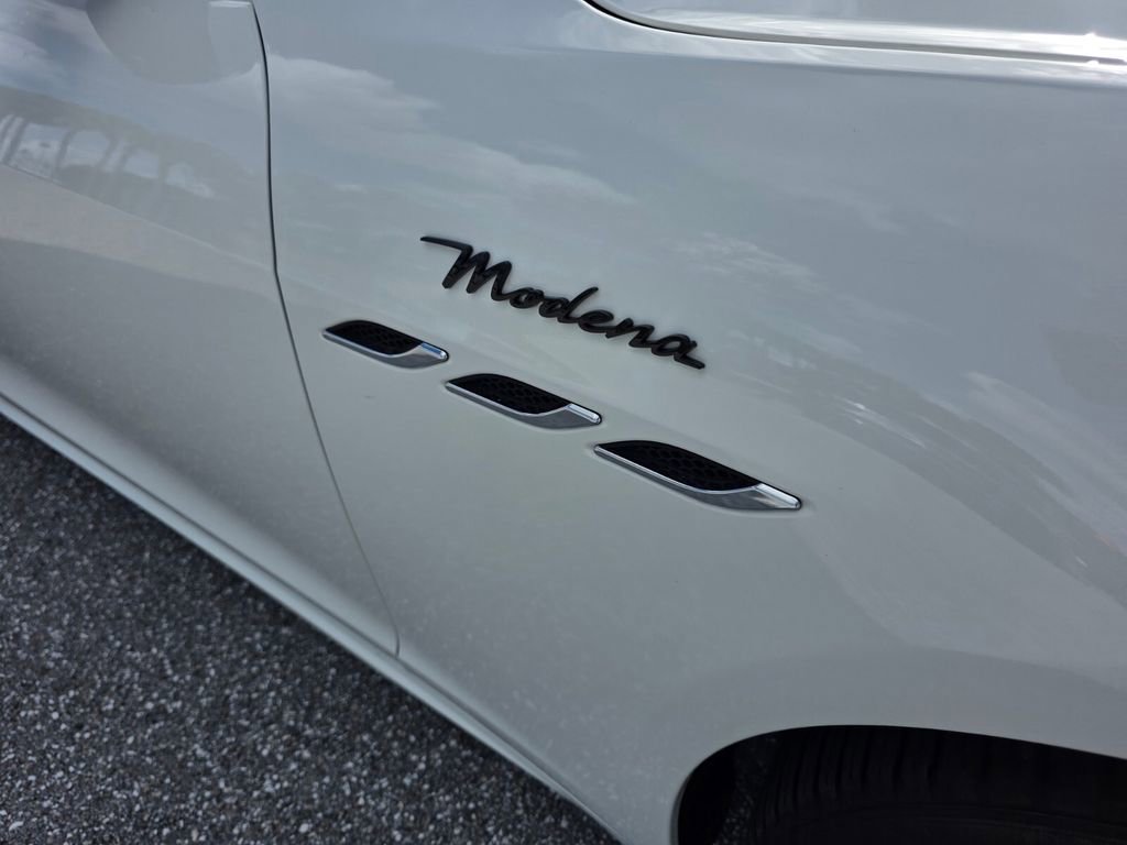 Used 2022 Maserati Ghibli Modena image 9