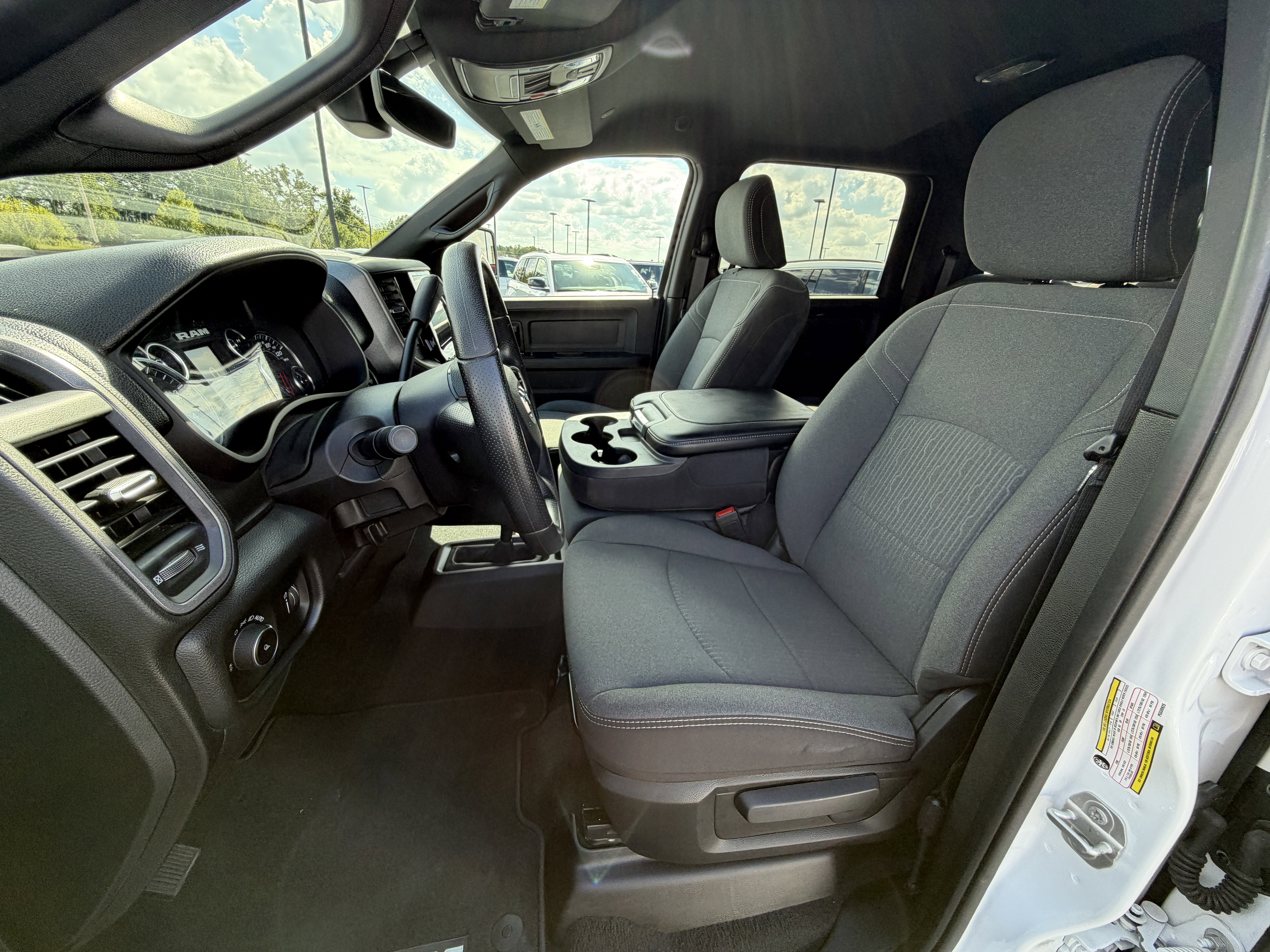 Used 2023 RAM 2500 Tradesman image 9