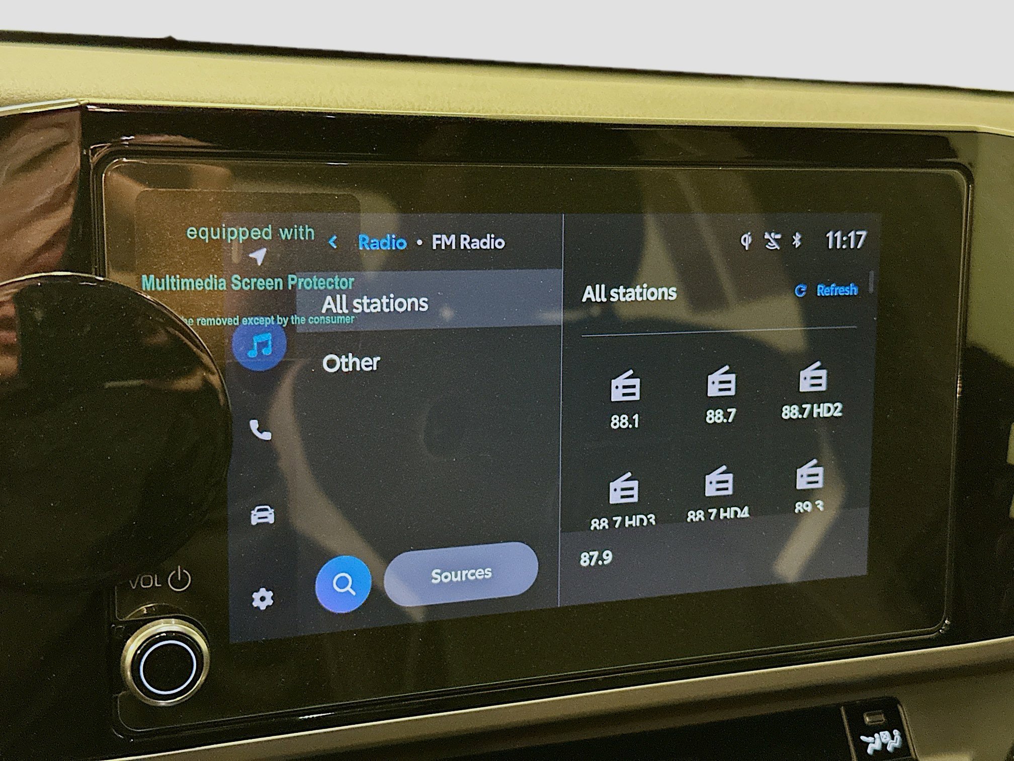 Used 2025 Toyota Camry SE w/ Convenience Package FWD image 21