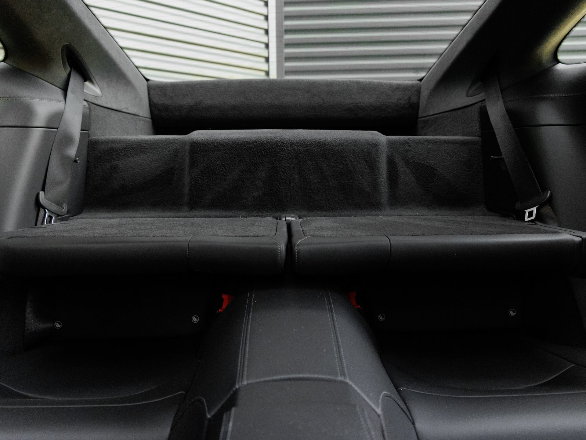 Certified 2025 Porsche 911 Carrera GTS RWD image 33