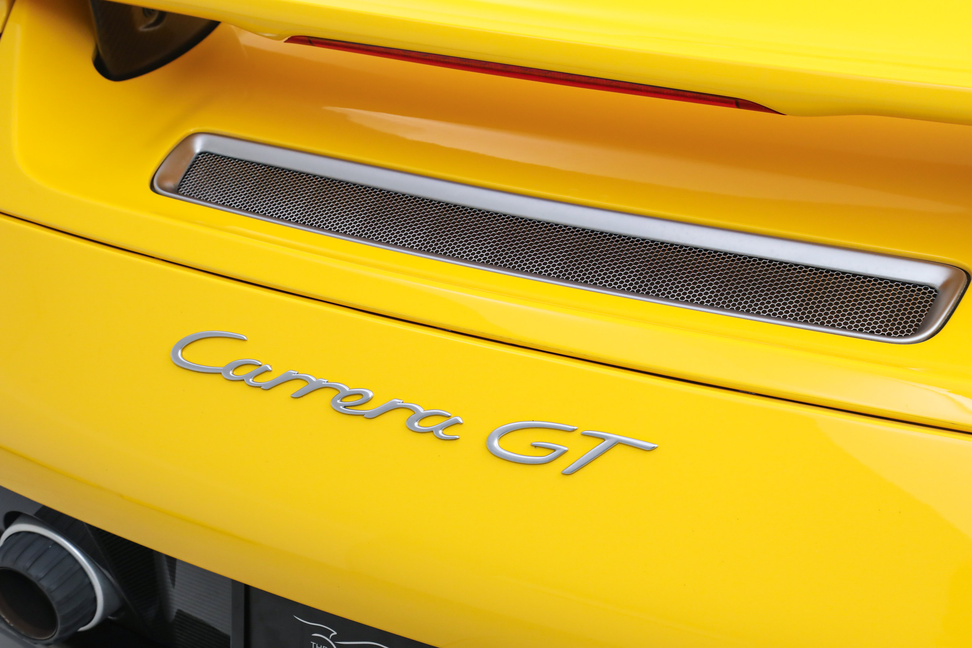 Used 2005 Porsche Carrera GT RWD image 16